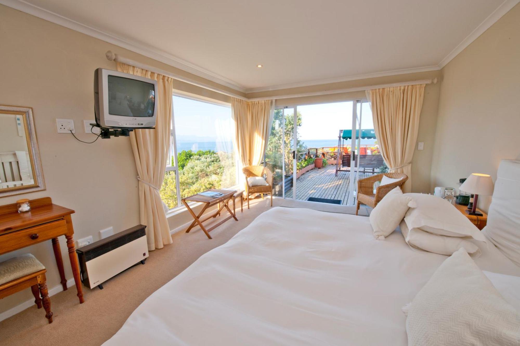 Dolphins' Playground Beachfront B&B Plettenberg Bay Esterno foto