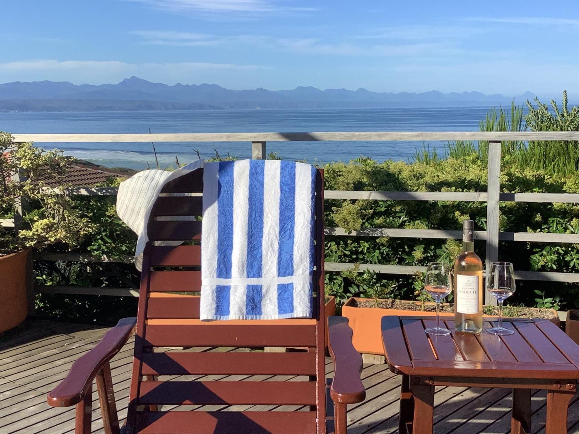 Dolphins' Playground Beachfront B&B Plettenberg Bay Esterno foto