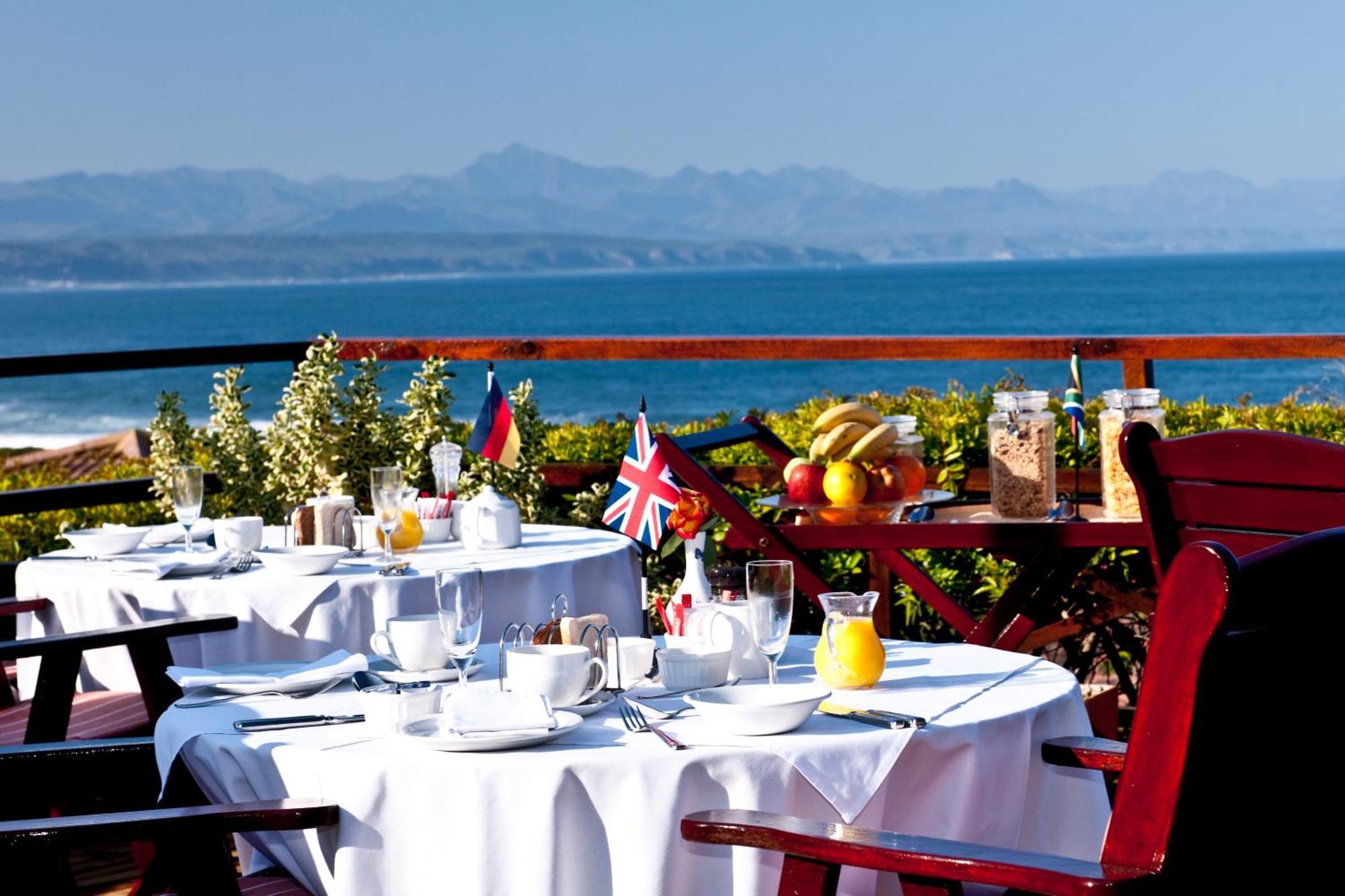 Dolphins' Playground Beachfront B&B Plettenberg Bay Esterno foto