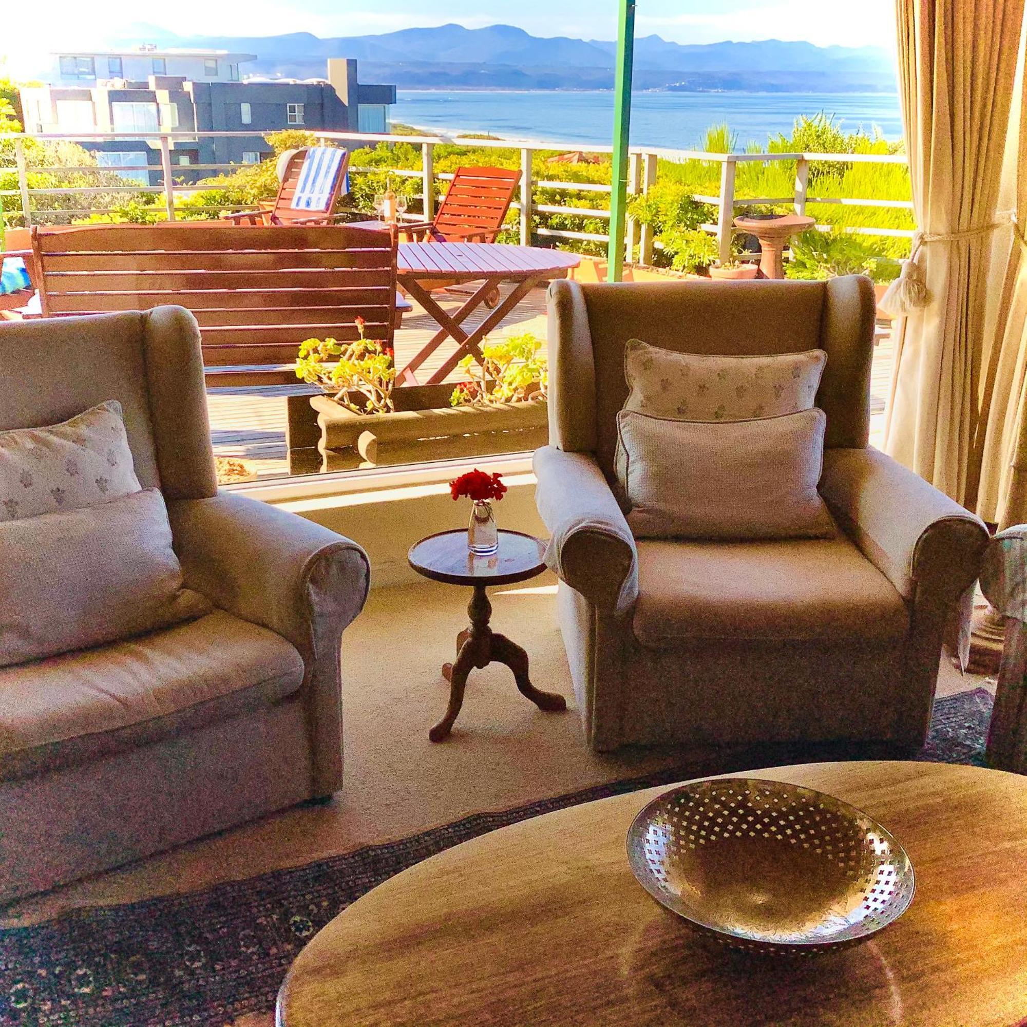 Dolphins' Playground Beachfront B&B Plettenberg Bay Esterno foto