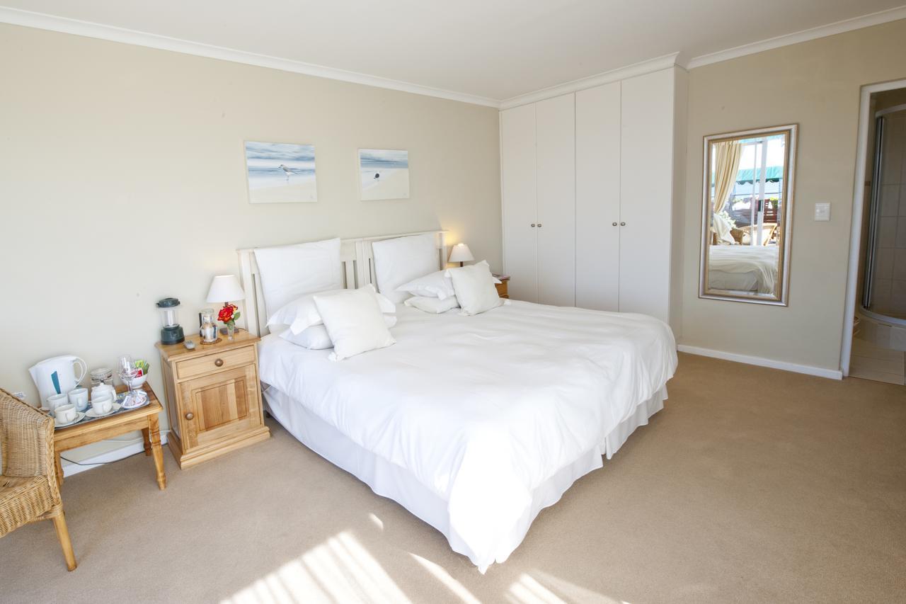 Dolphins' Playground Beachfront B&B Plettenberg Bay Esterno foto